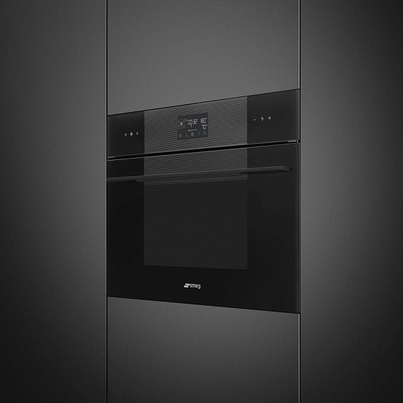 Компактный духовой шкаф с пароваркой Smeg SO4102S3B3